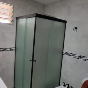 ESQUINERO BLINDEX CORREDIZO PERFIL NEGRO 800x800X1900mm